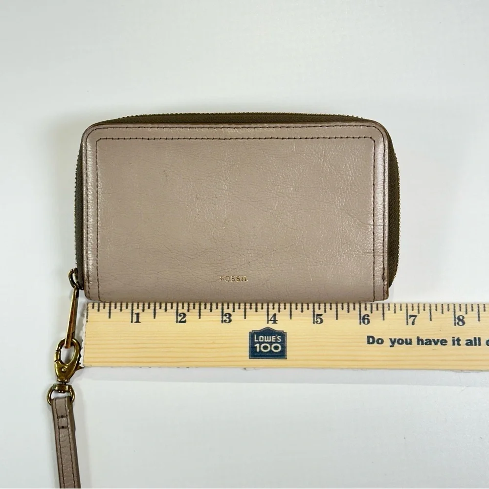 Fossil Wristlet Wallet Zip Around Leather Beige - Picture 10 of 13